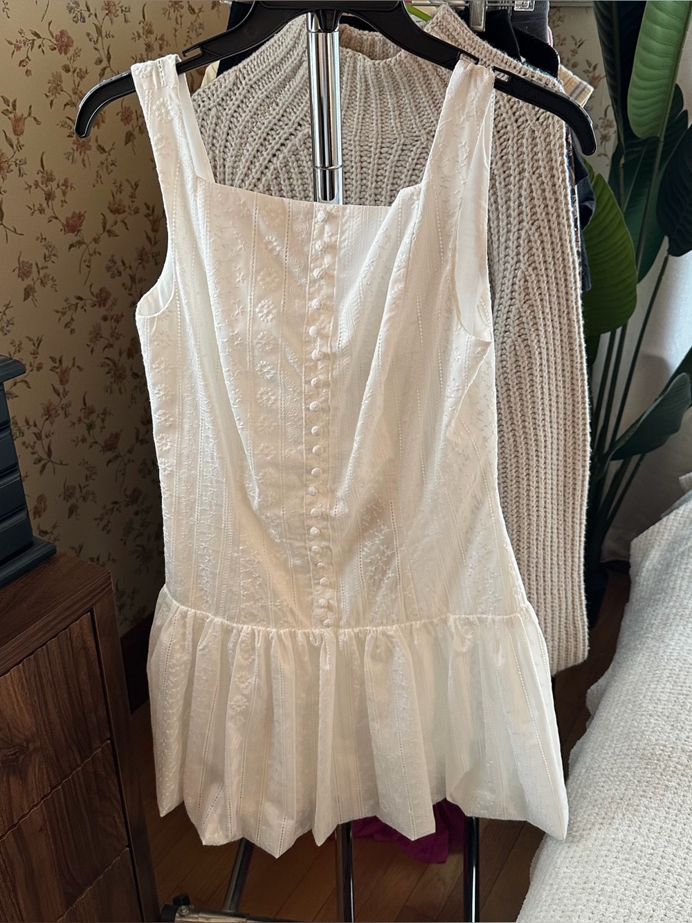 NWT Giani Bini white mini dress sz 4